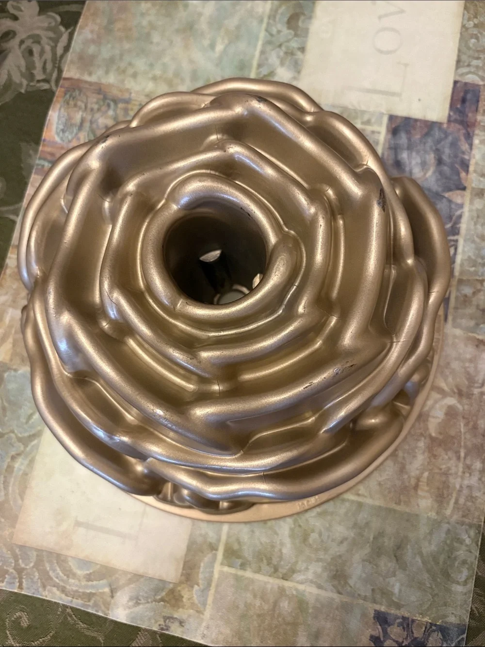 Nordic Ware Metallic Gold Rose Bundt Pan